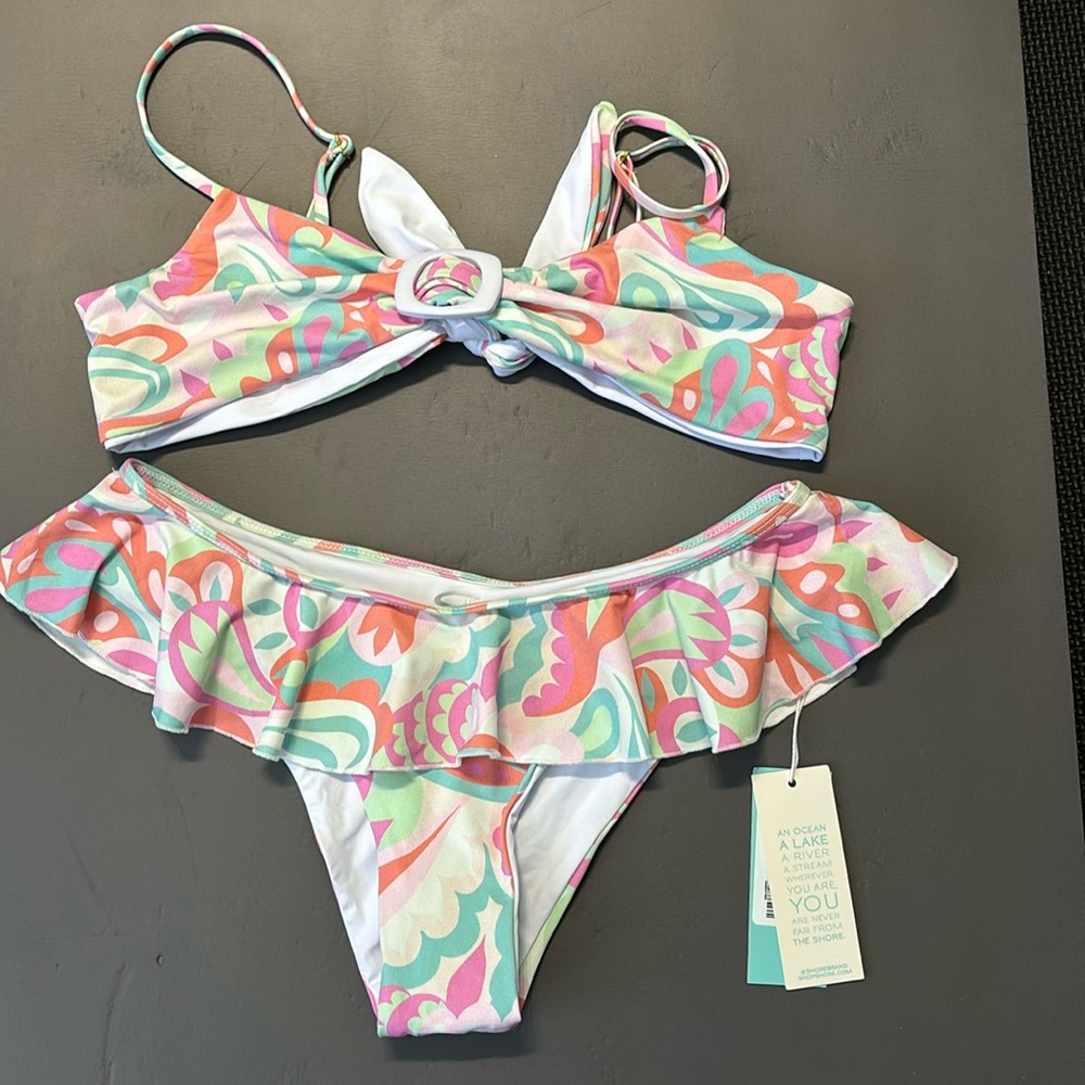 Shore bikini large top medium bottom both new bottom has tags and liner